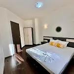 Villa Menada Imperial Heights *