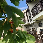 Villa Menada Imperial Heights *