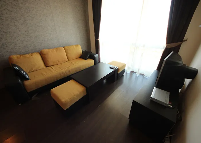 Villa Menada Imperial Heights *