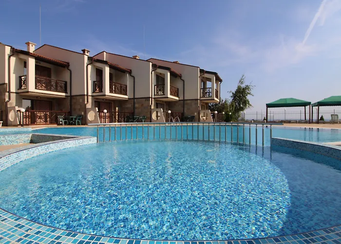 Menada Imperial Heights * Slantchev Briag