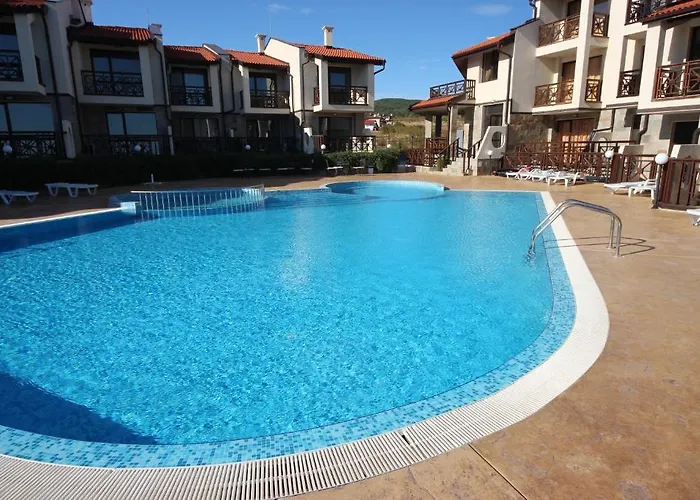 Menada Imperial Heights Villa