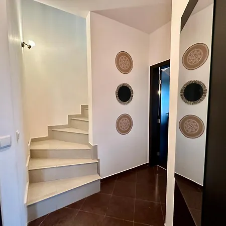 Villa Menada Imperial Heights Villas *