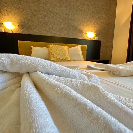 Villa Menada Imperial Heights Villas *