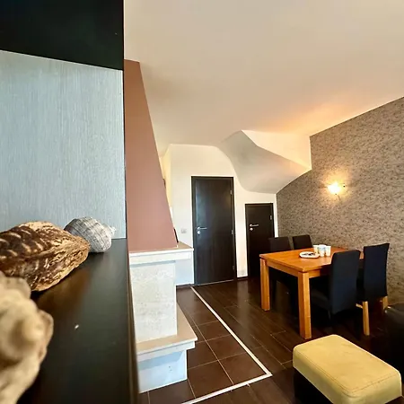 Menada Imperial Heights Villas