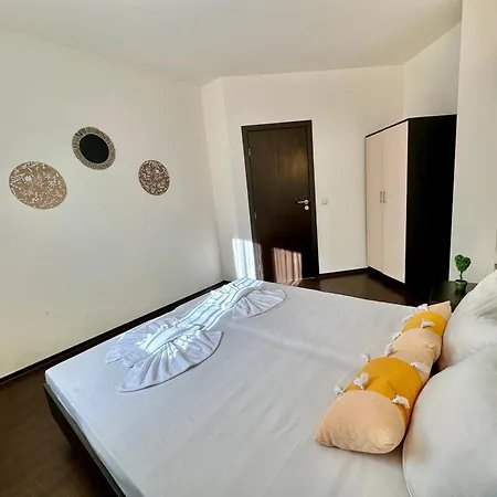 Menada Imperial Heights Villas