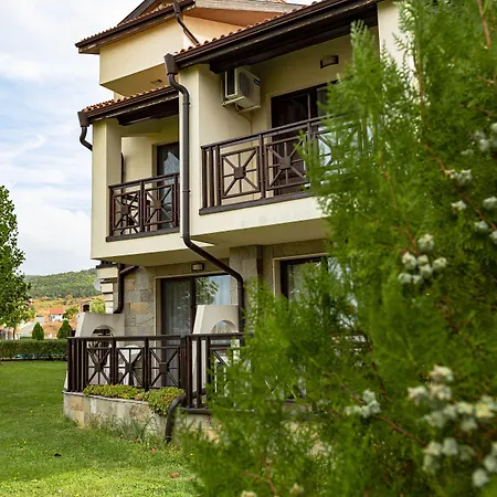 Menada Imperial Heights Villas Villa *