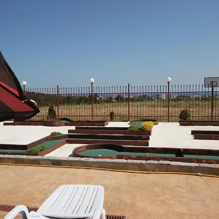 Menada Imperial Heights Villas Sunny Beach