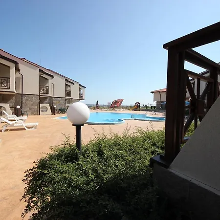Villa Menada Imperial Heights Villas