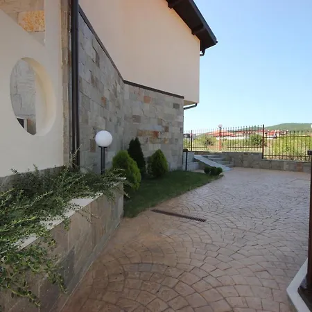 Menada Imperial Heights Villas Villa *