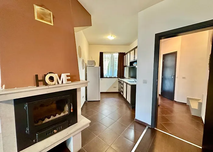 Menada Imperial Heights Villas