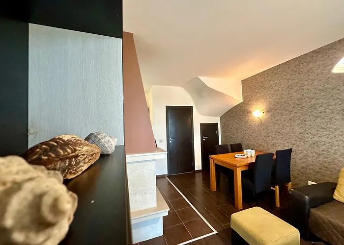 Menada Imperial Heights Villas