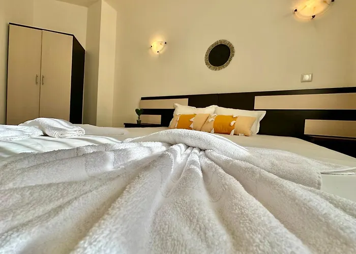 Villa Menada Imperial Heights Villas