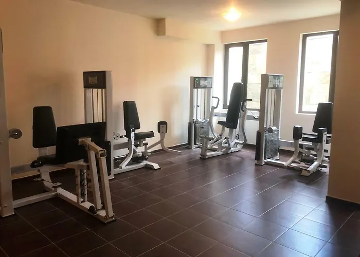 Menada Imperial Heights Villas *