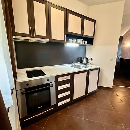 Menada Imperial Heights Вилла Солнечный берег