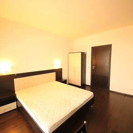 Вилла Menada Imperial Heights