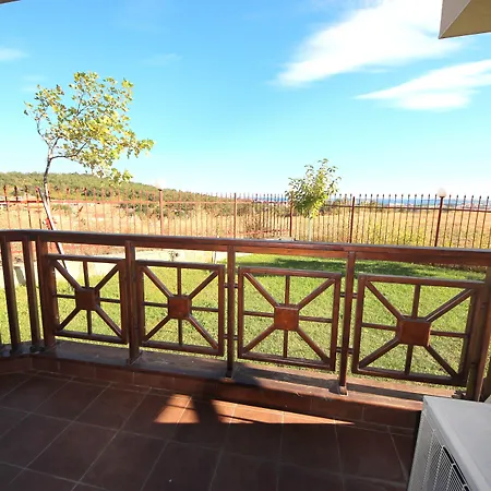 Menada Imperial Heights